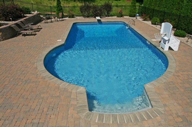 10C Keyhole Inground Pool - Lee, MA